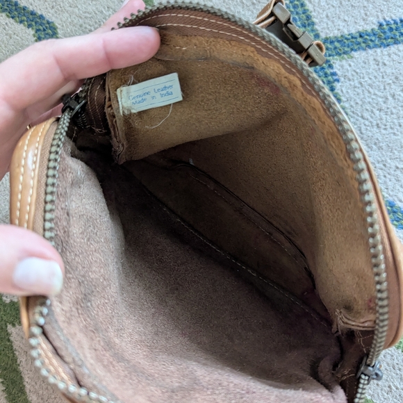 Leather Zippered Fanny Pack - Picture 8 of 10